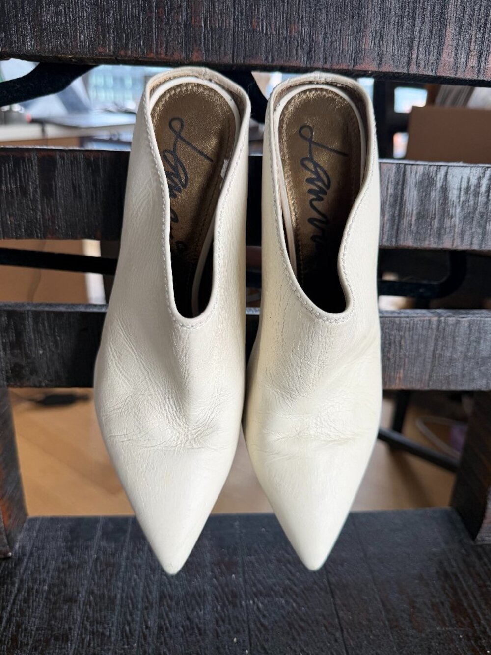 Lanvin Paris Cream Leather Gold Stiletto Mules 38.5 - Picture 9 of 12